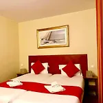 Hotel Bellevue Montmartre 3*