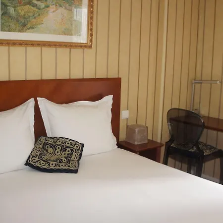 Bellevue Montmartre Hotel